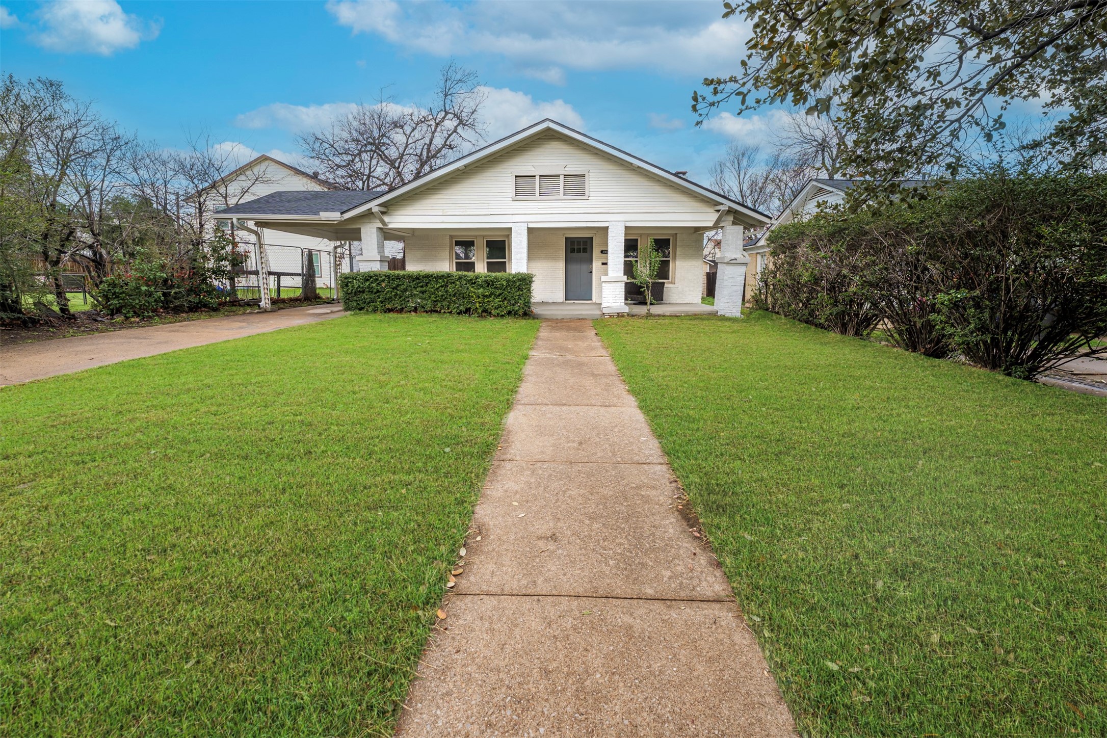 3240 Lipscomb Street Fort Worth TX 76110