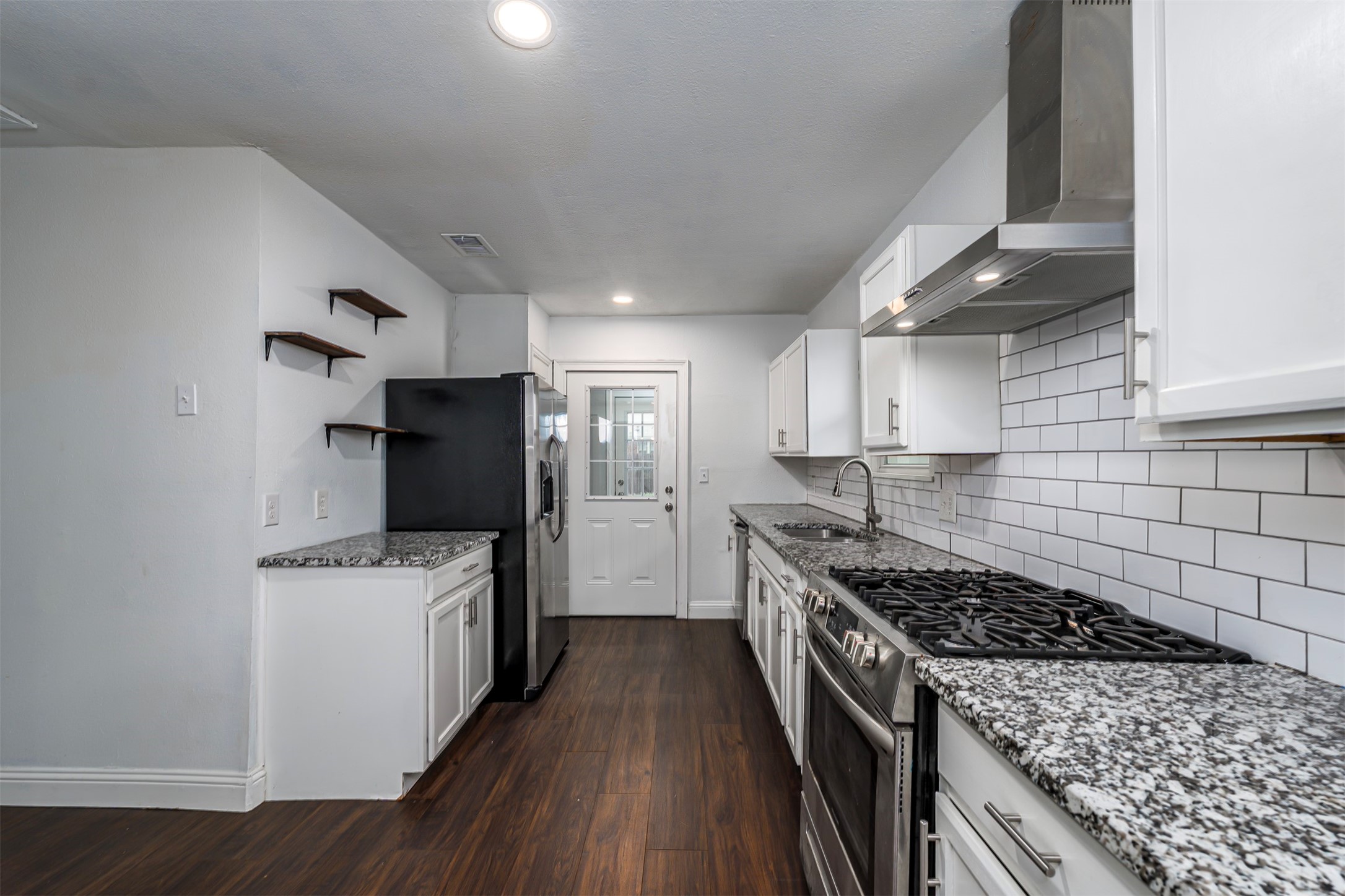3240 Lipscomb Street Fort Worth TX 76110