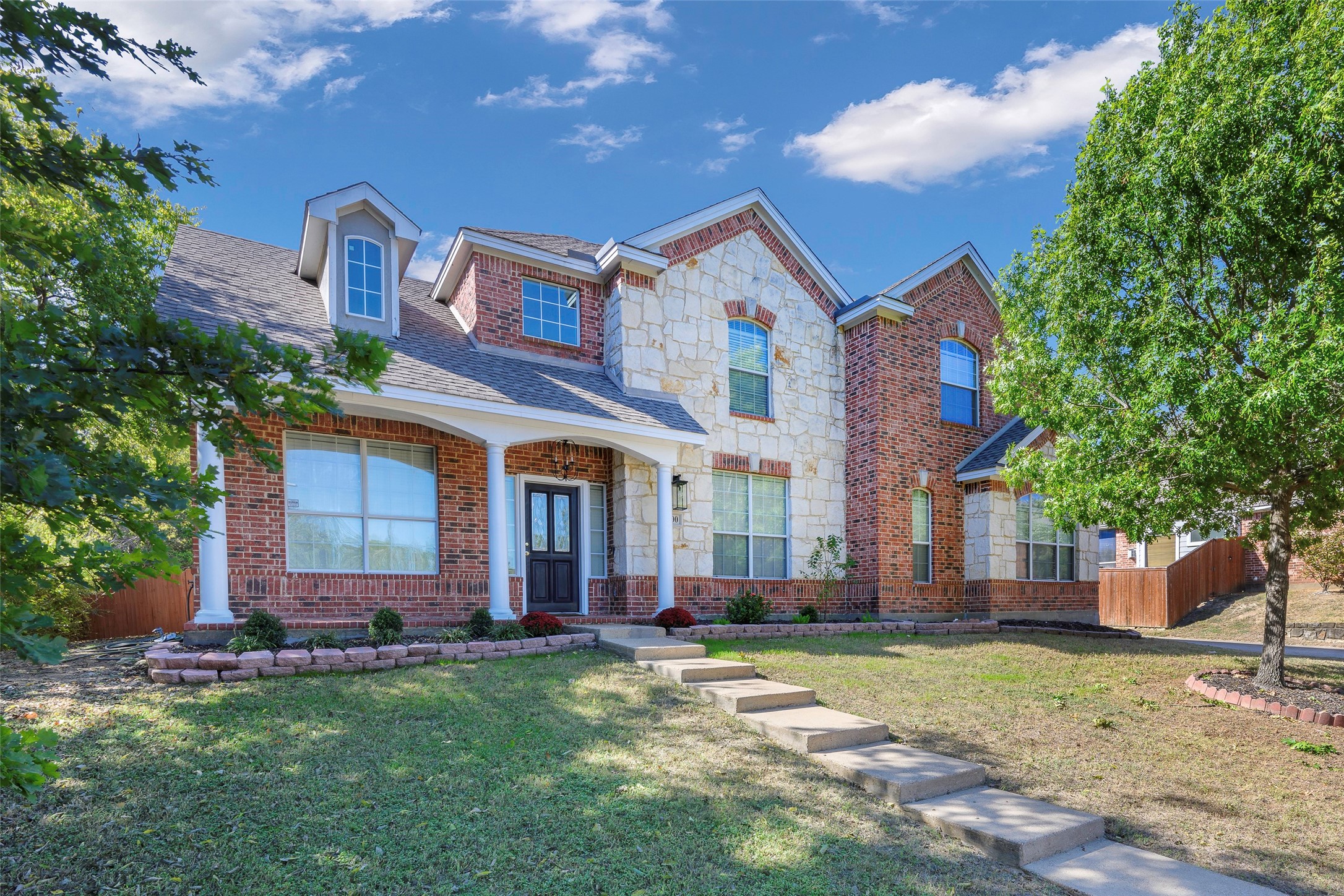 1700 Little River Court Desoto TX 75115