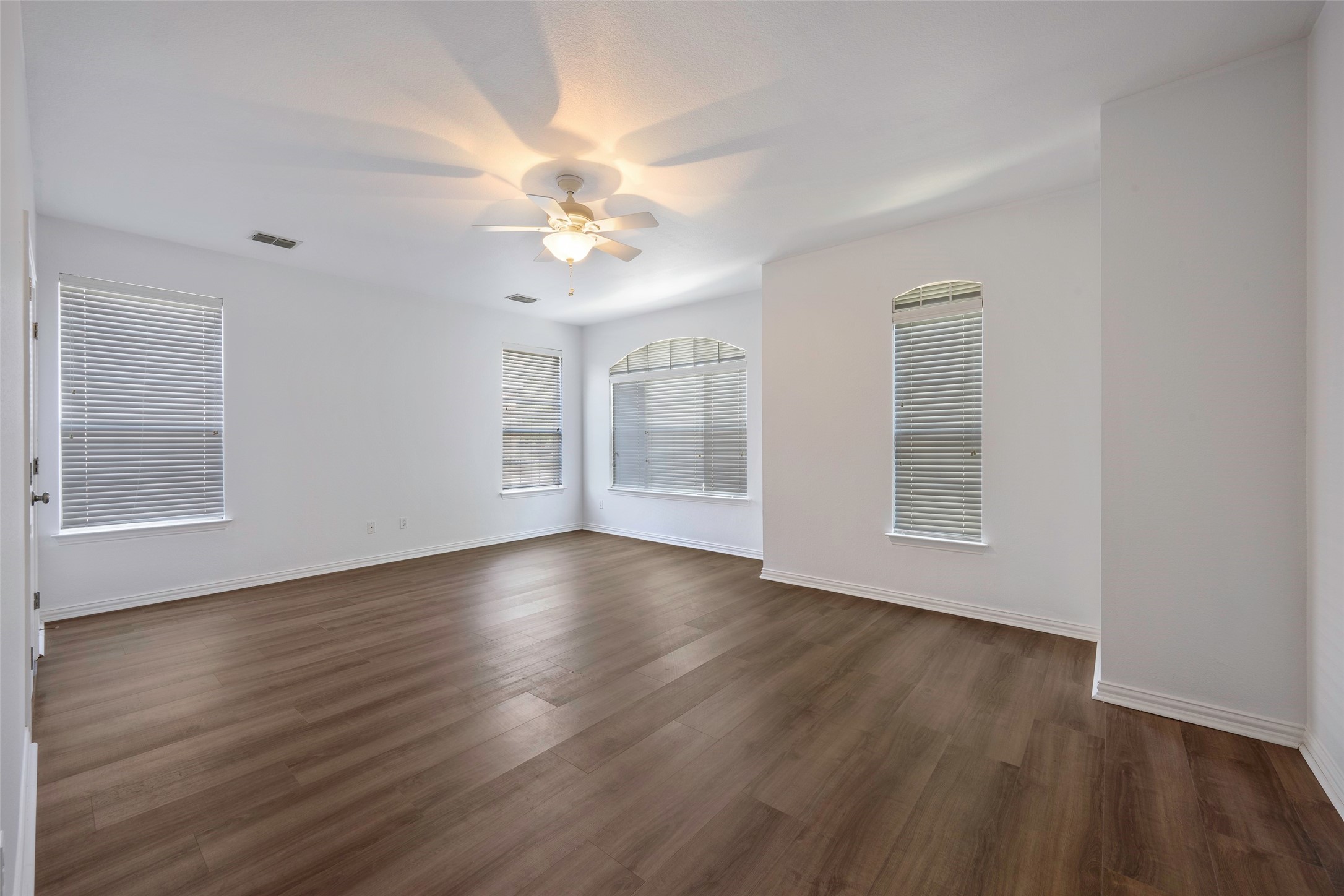 1700 Little River Court Desoto TX 75115