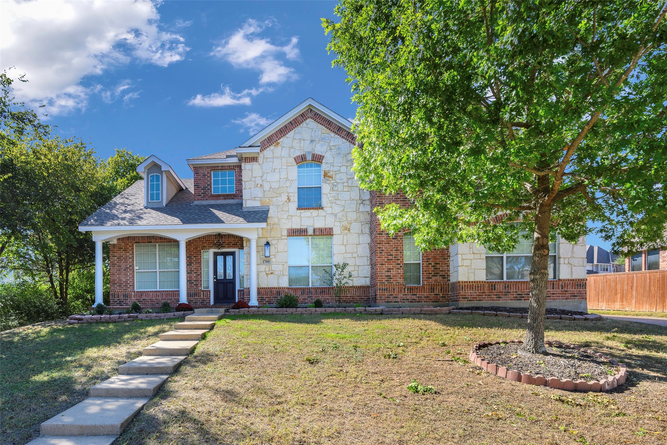 1700 Little River Court Desoto TX 75115