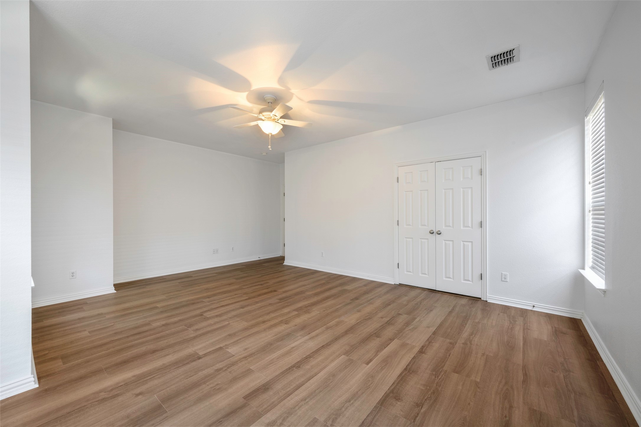 1700 Little River Court Desoto TX 75115