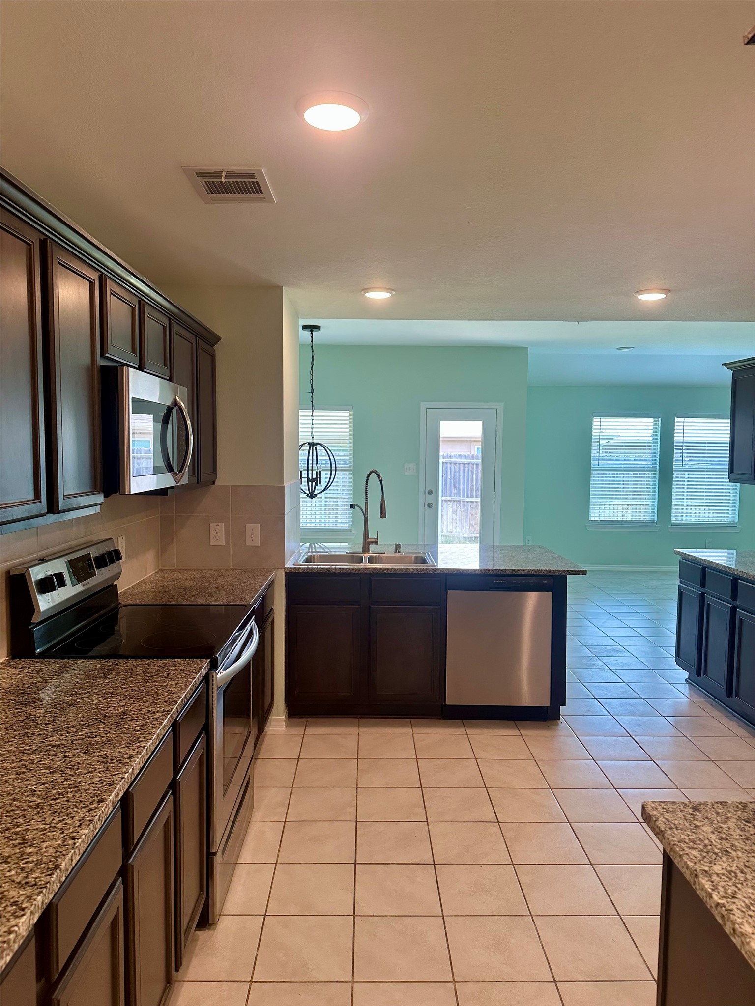 608 Rustic Meadows Trail Princeton TX 75407