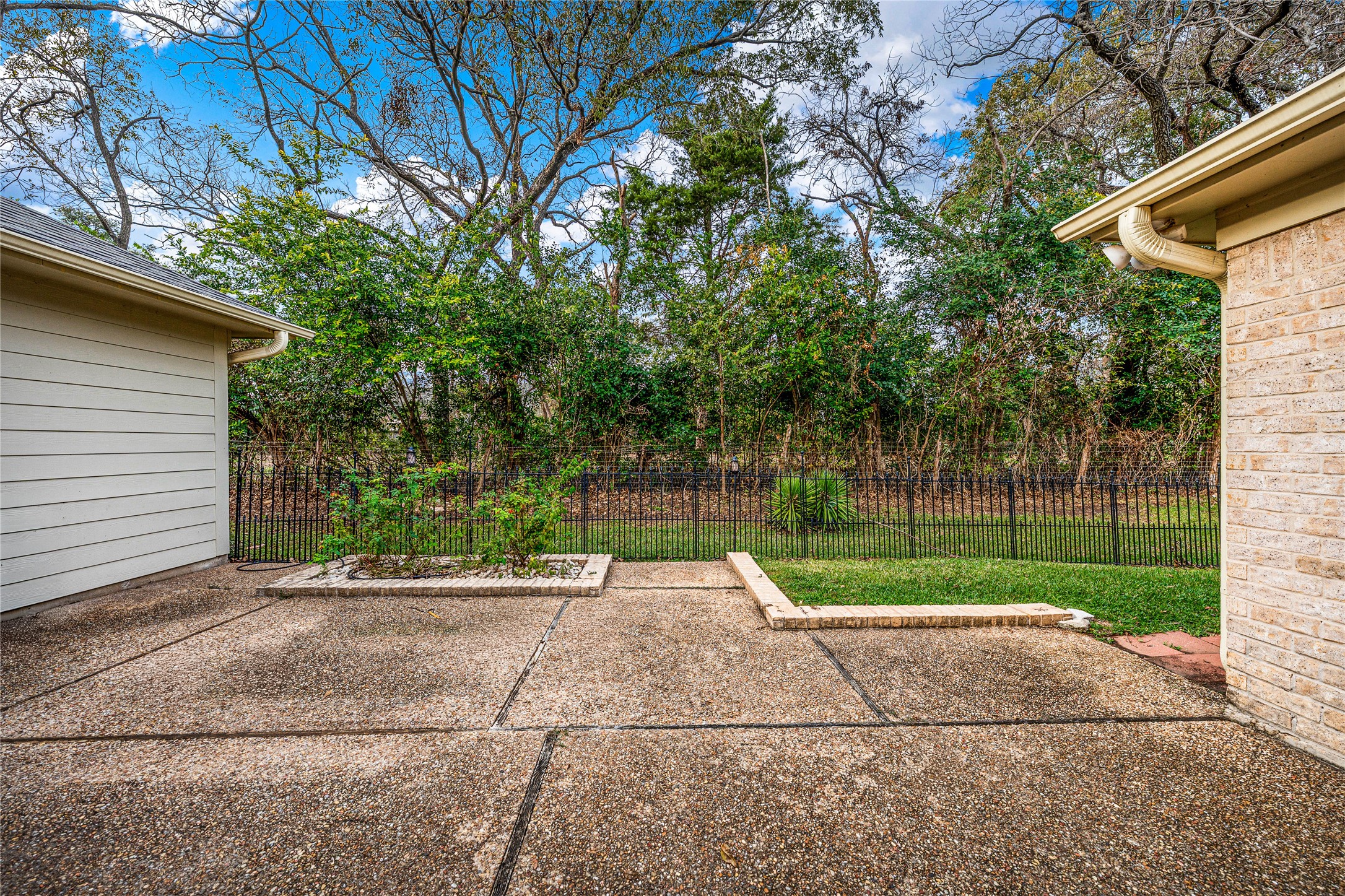 3509 Heatherstone Circle Waco TX 76708