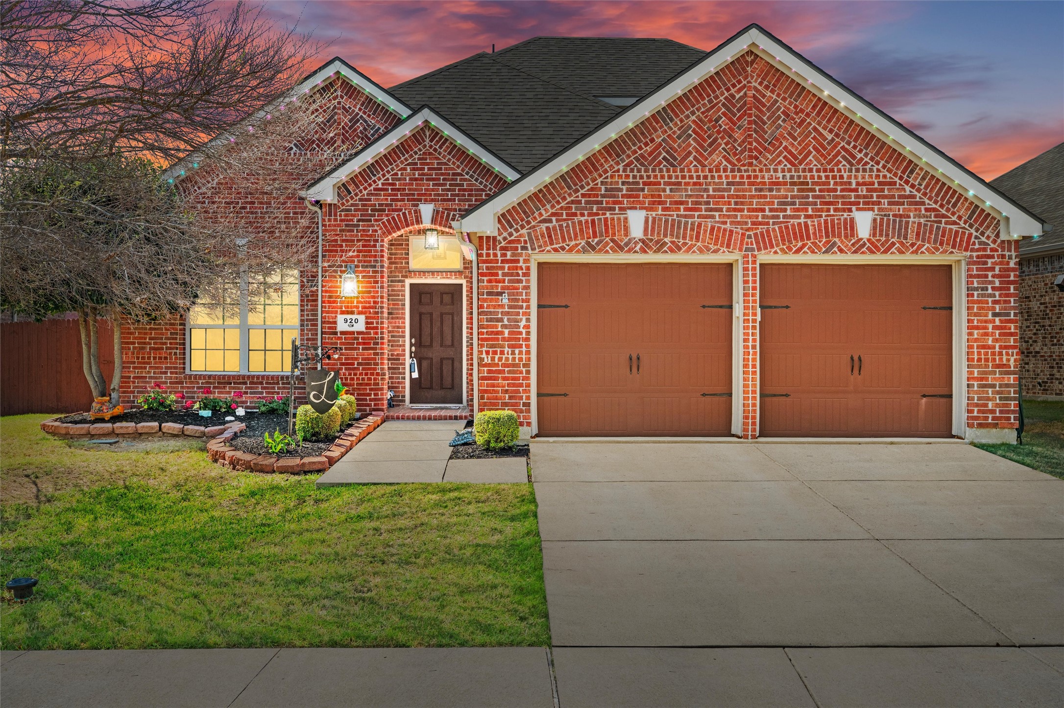 920 Goldenmist Drive Little Elm TX 75068