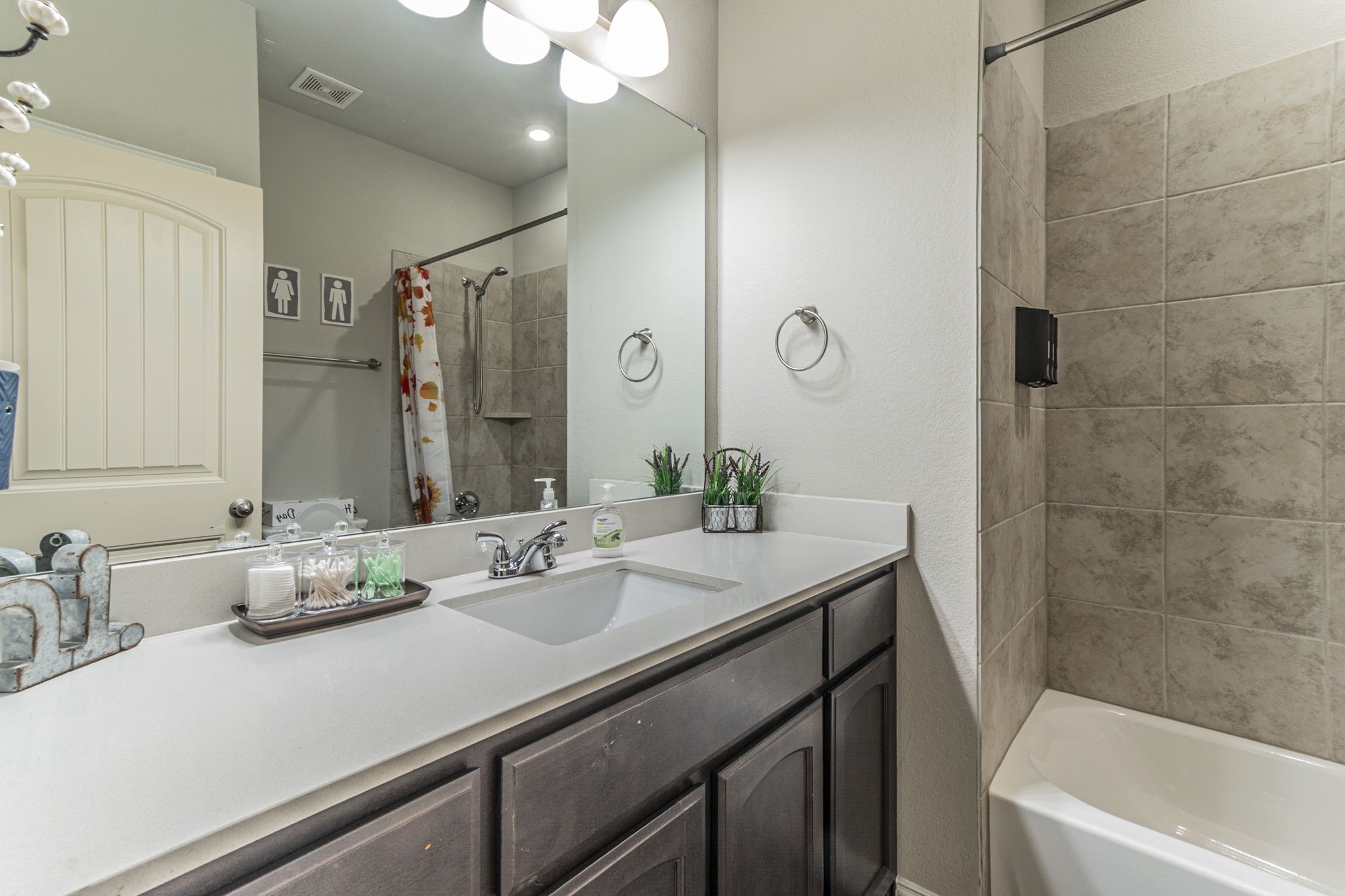 8432 Abner Road Oak Ridge TX 75161