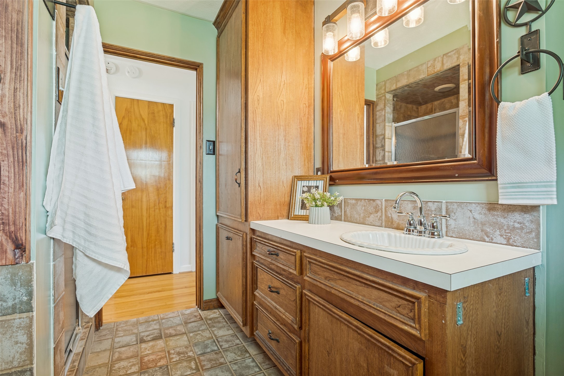 2616 Ashley Drive Garland TX 75041