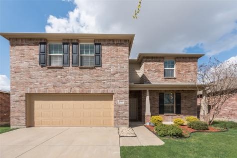 2313 Gelbray Place Fort Worth TX 76131