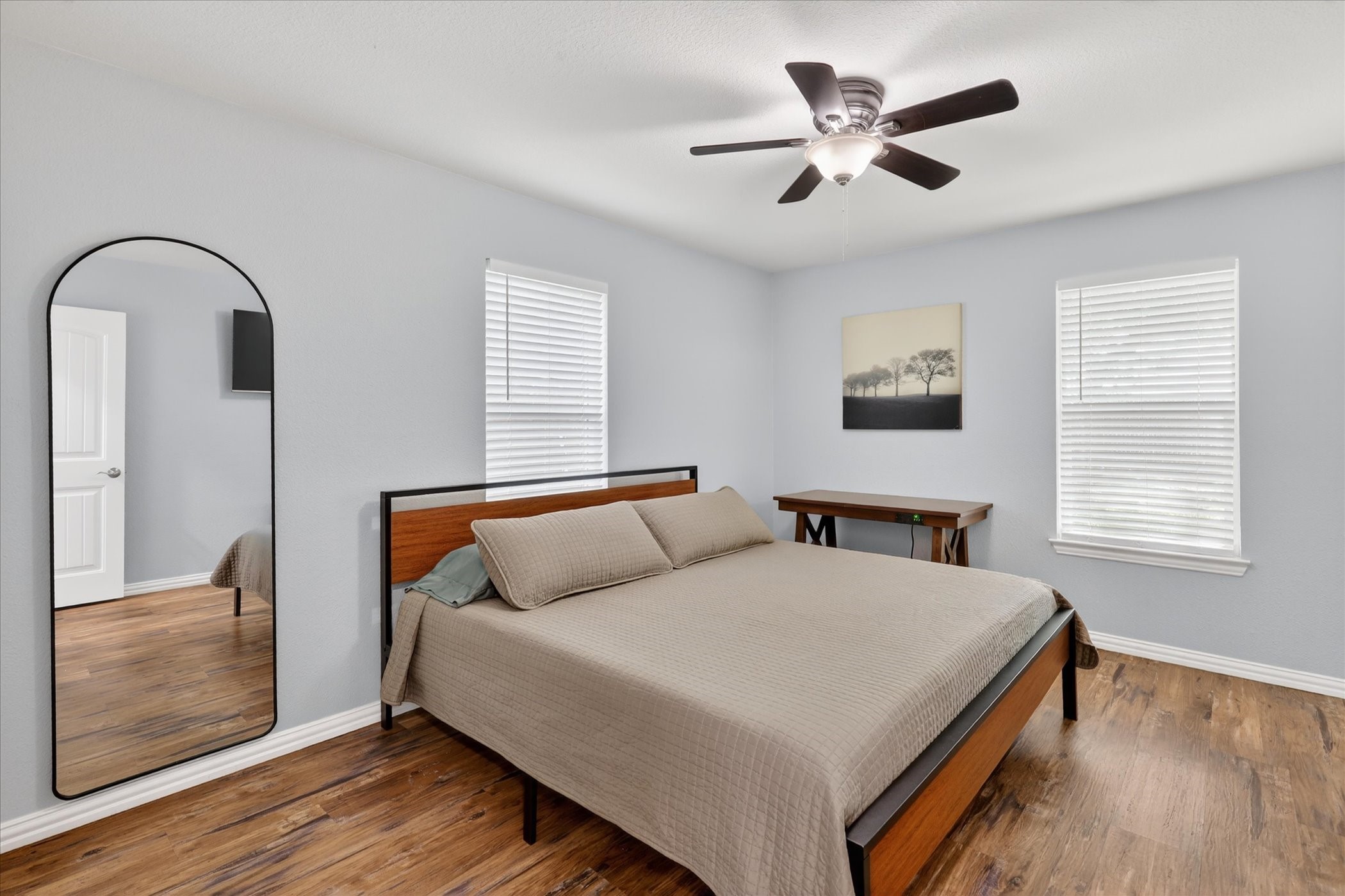 1004 Woodbrook Street Arlington TX 76011