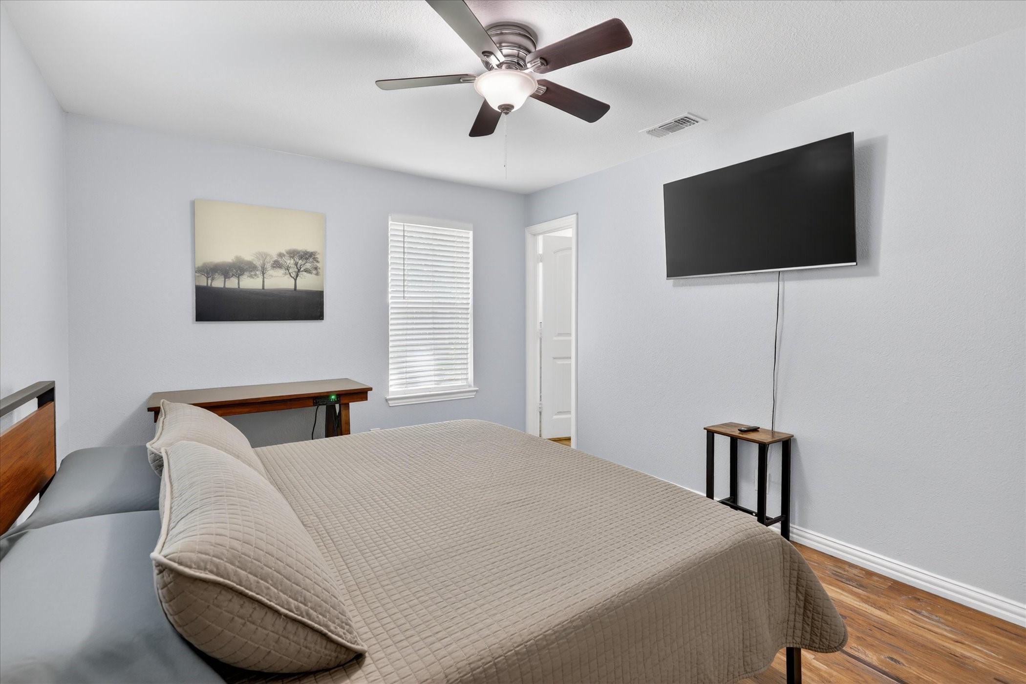 1004 Woodbrook Street Arlington TX 76011