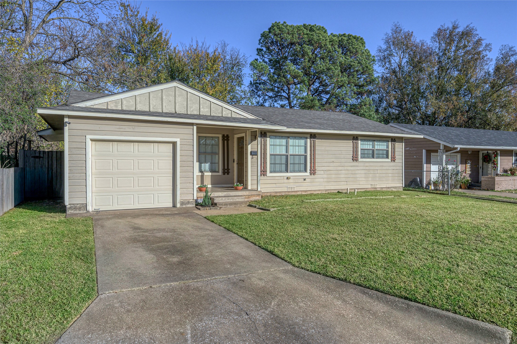 1517 N Highland Avenue Sherman TX 75092