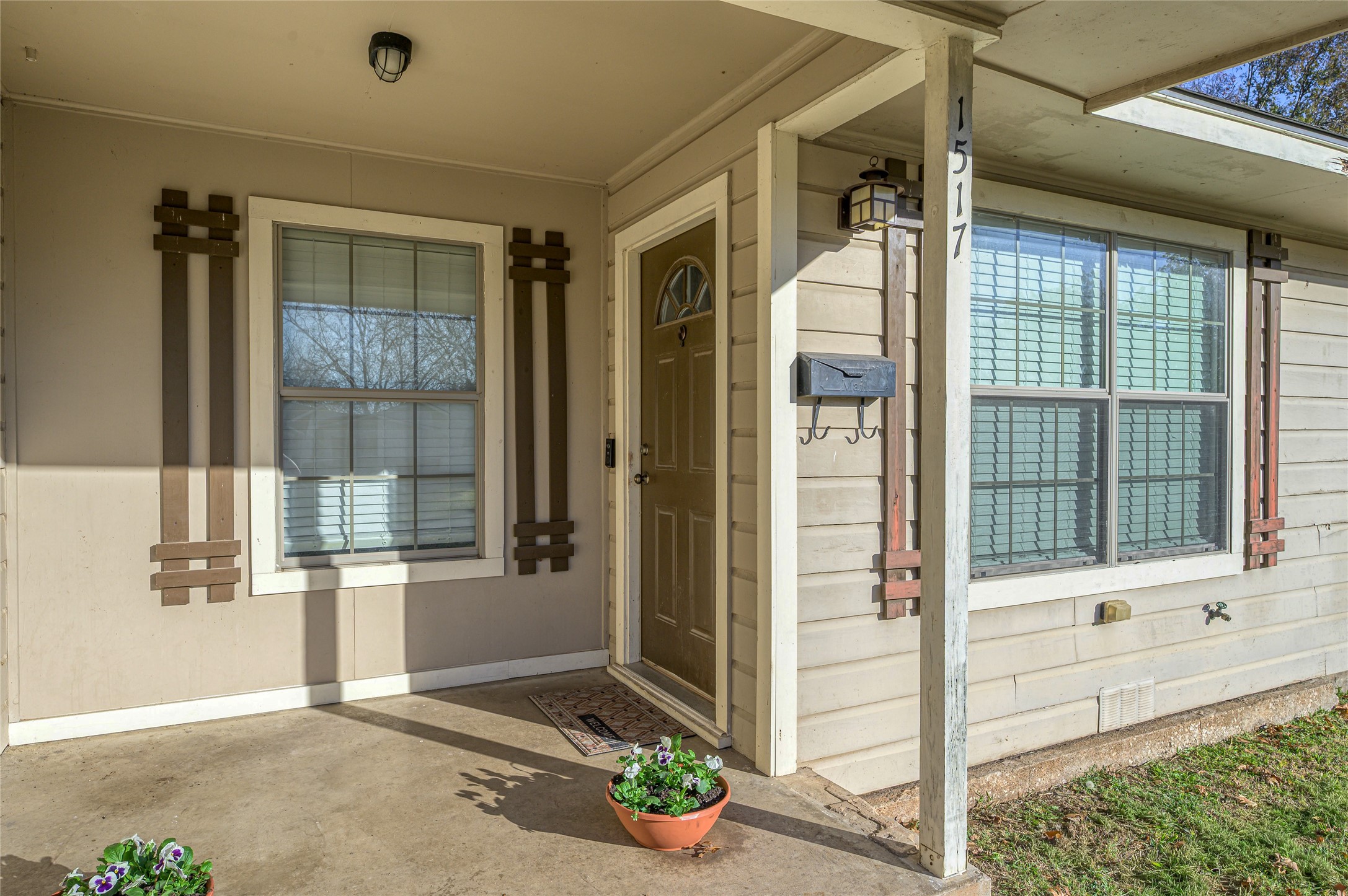 1517 N Highland Avenue Sherman TX 75092