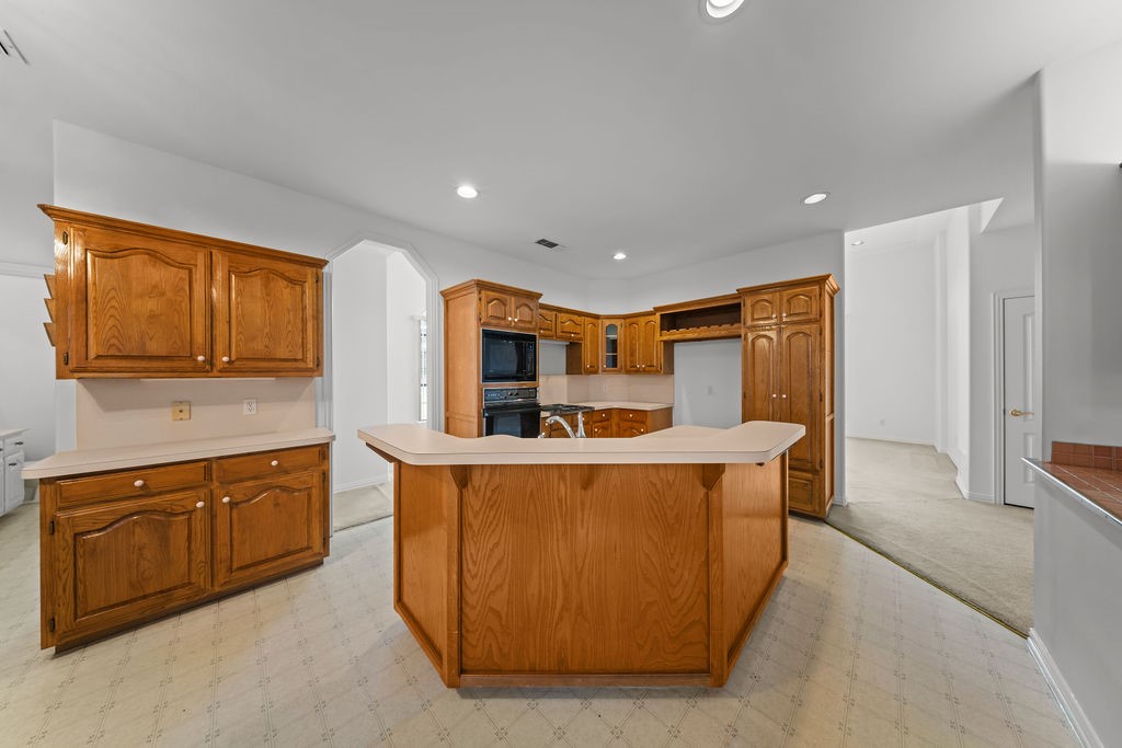 943 Fairway Drive Duncanville TX 75137