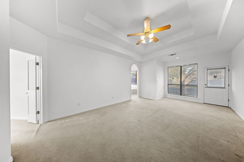 943 Fairway Drive Duncanville TX 75137