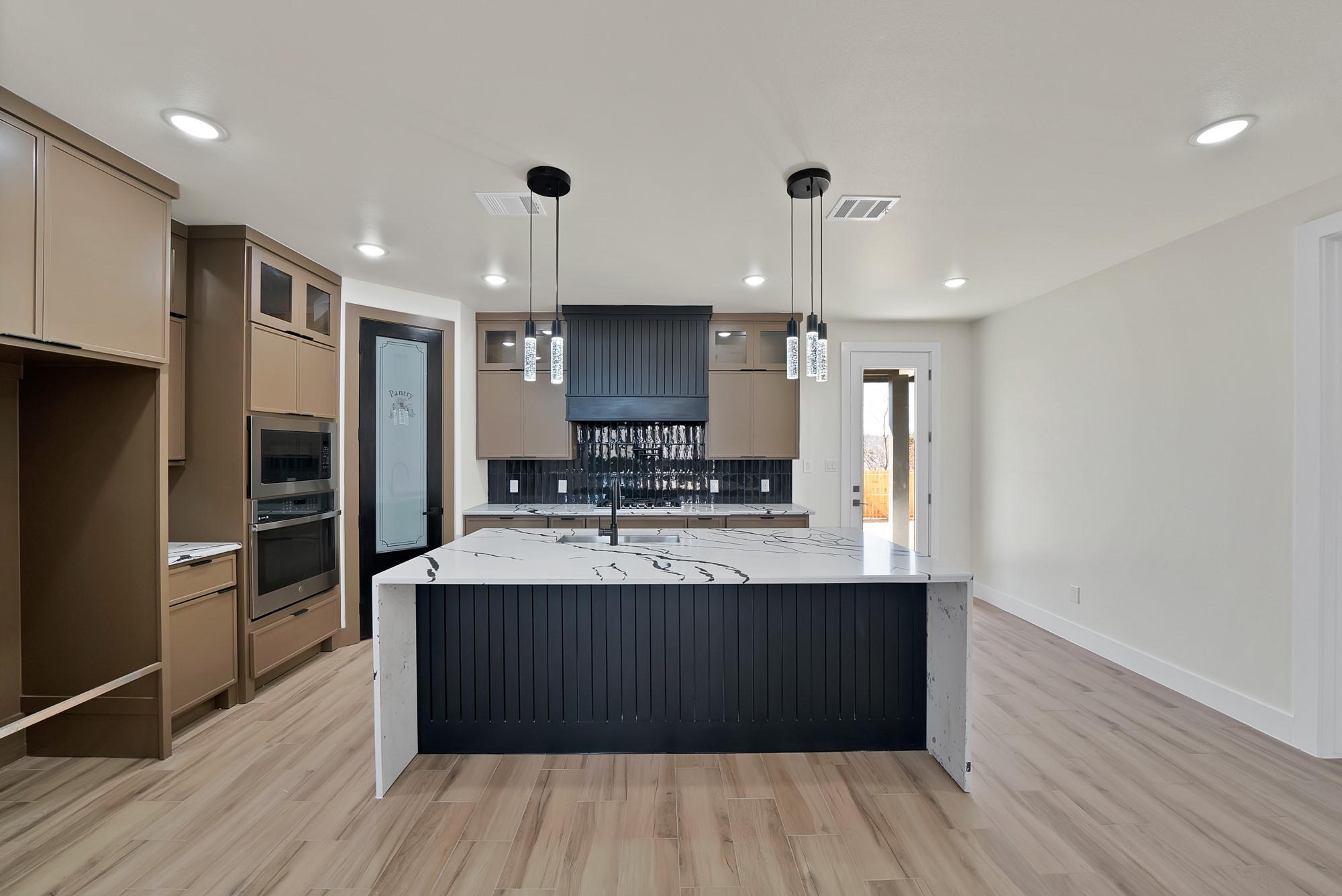 2809 NW 16th Street Fort Worth TX 76106