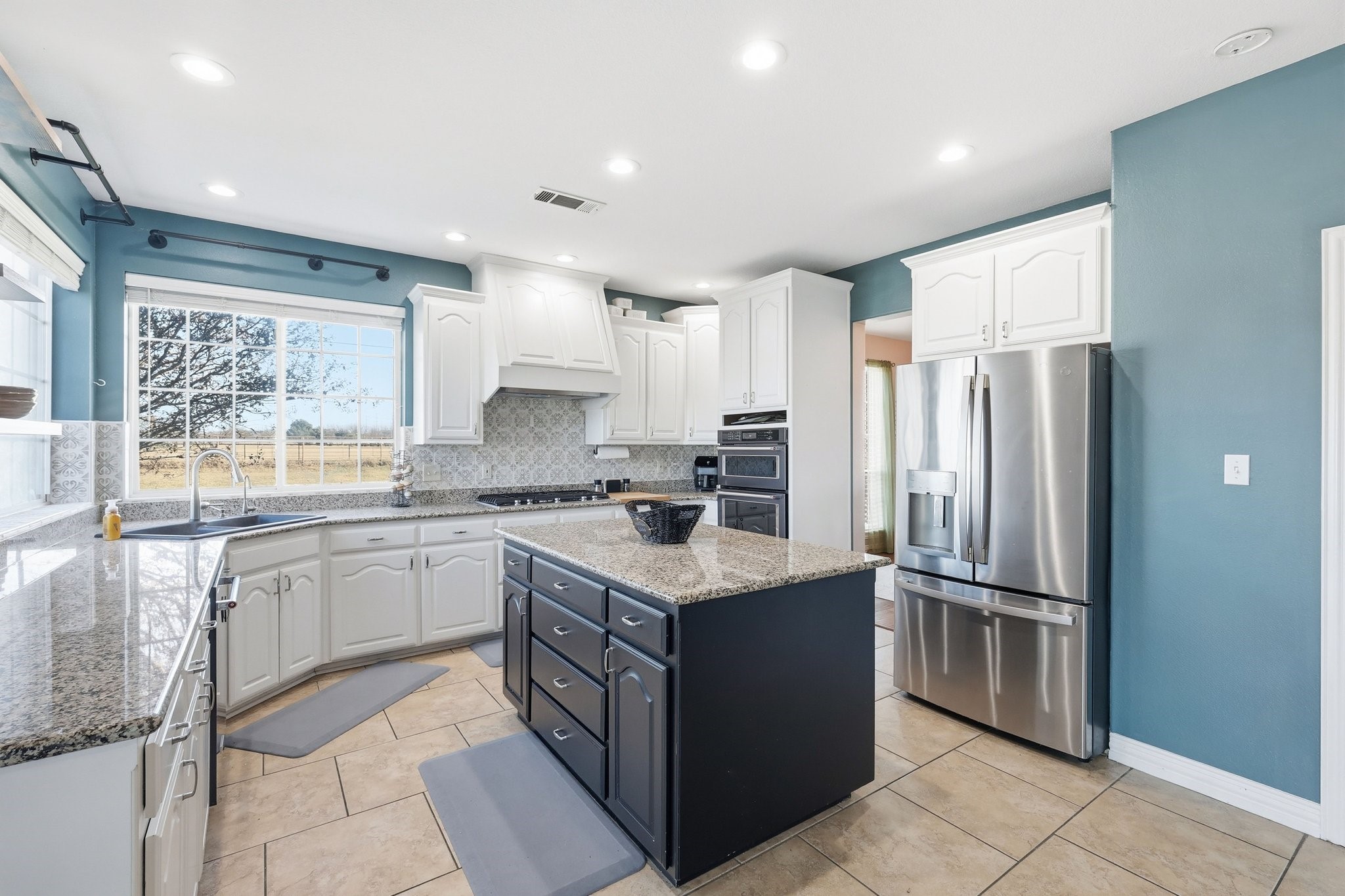 102 Van Meter Drive Aurora TX 76078
