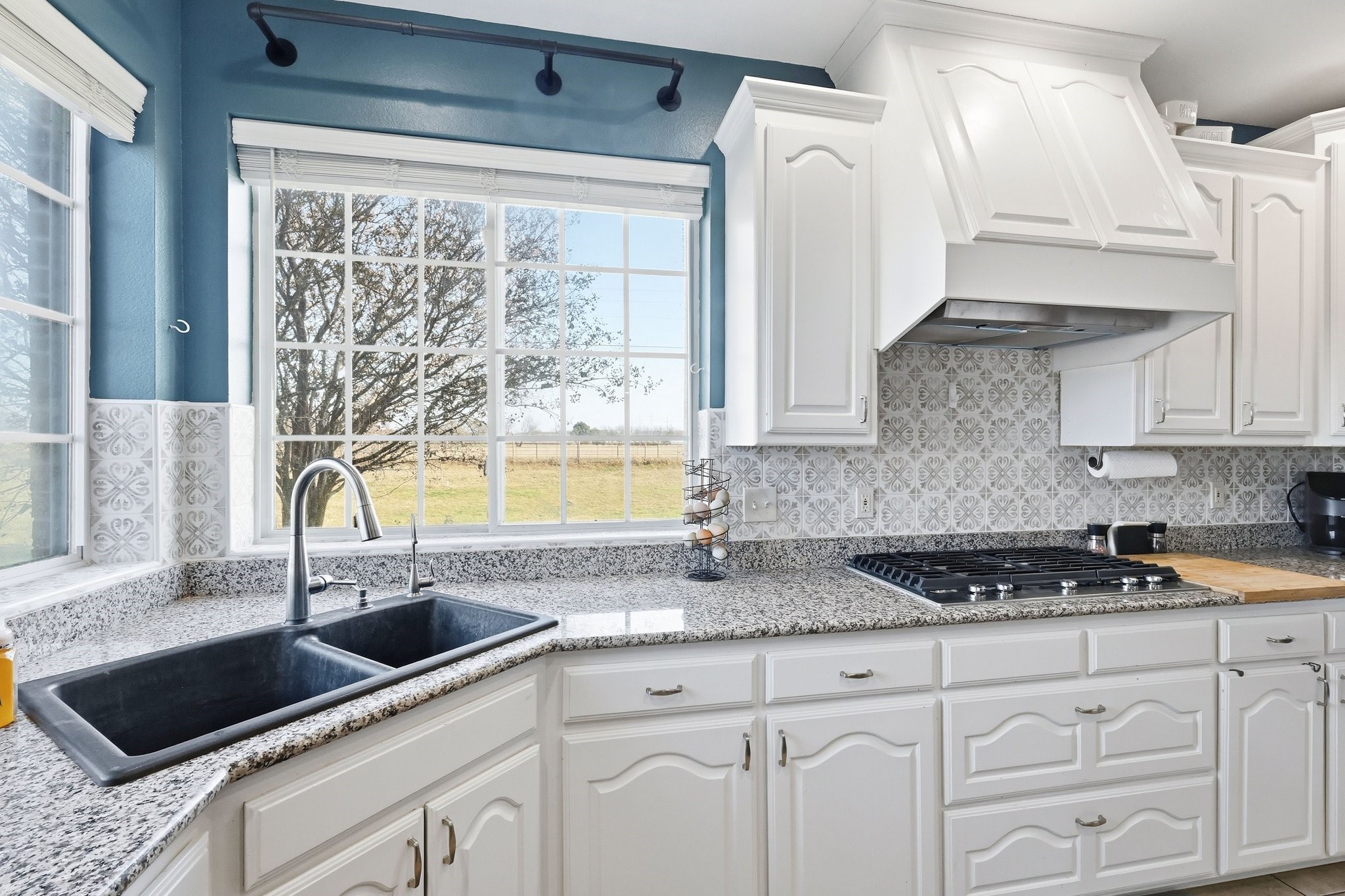 102 Van Meter Drive Aurora TX 76078