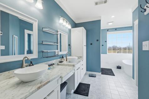 102 Van Meter Drive Aurora TX 76078