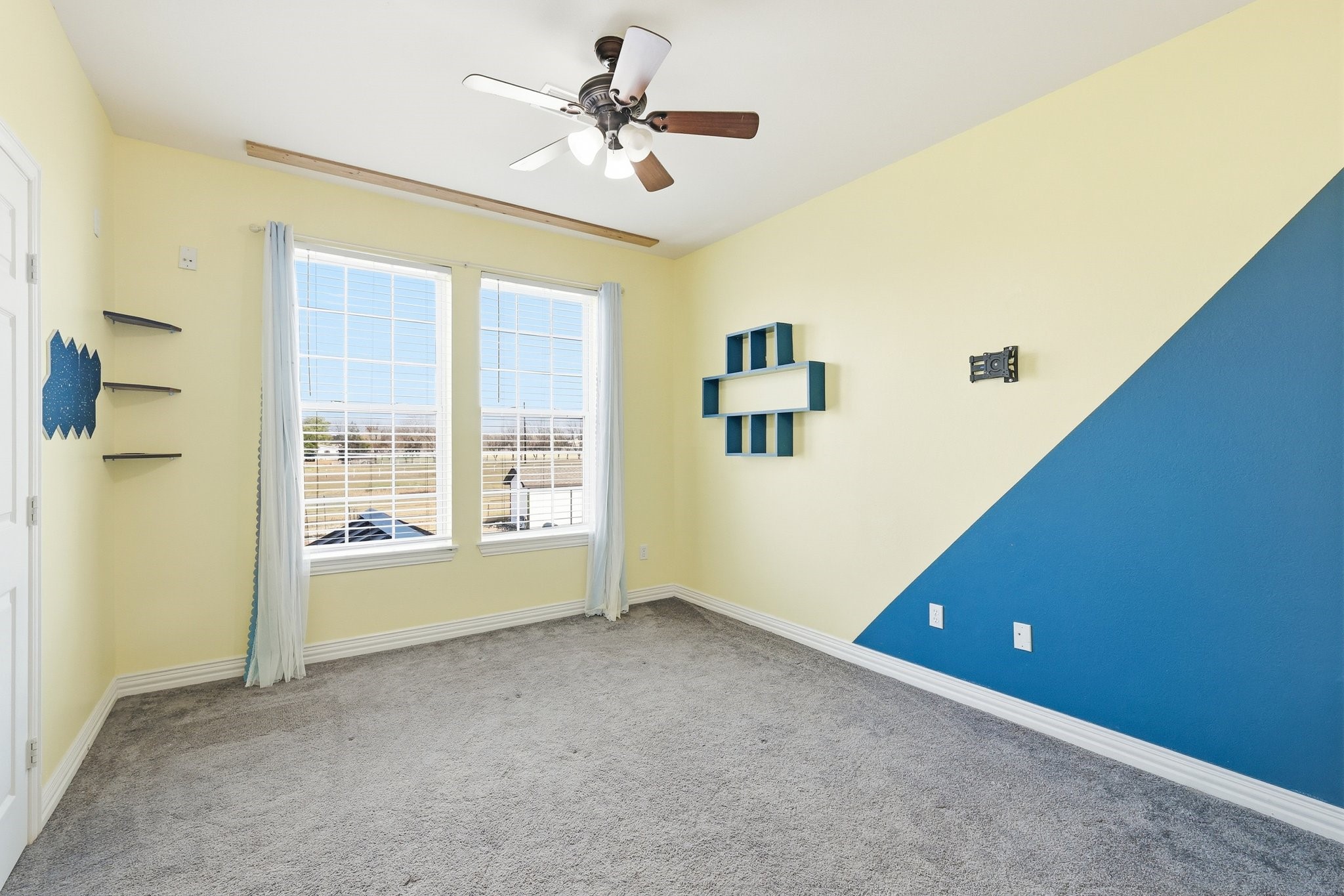 102 Van Meter Drive Aurora TX 76078