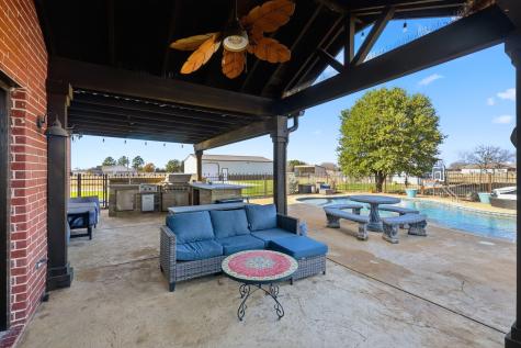 102 Van Meter Drive Aurora TX 76078