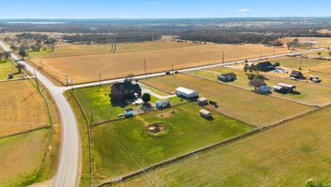 102 Van Meter Drive Aurora TX 76078