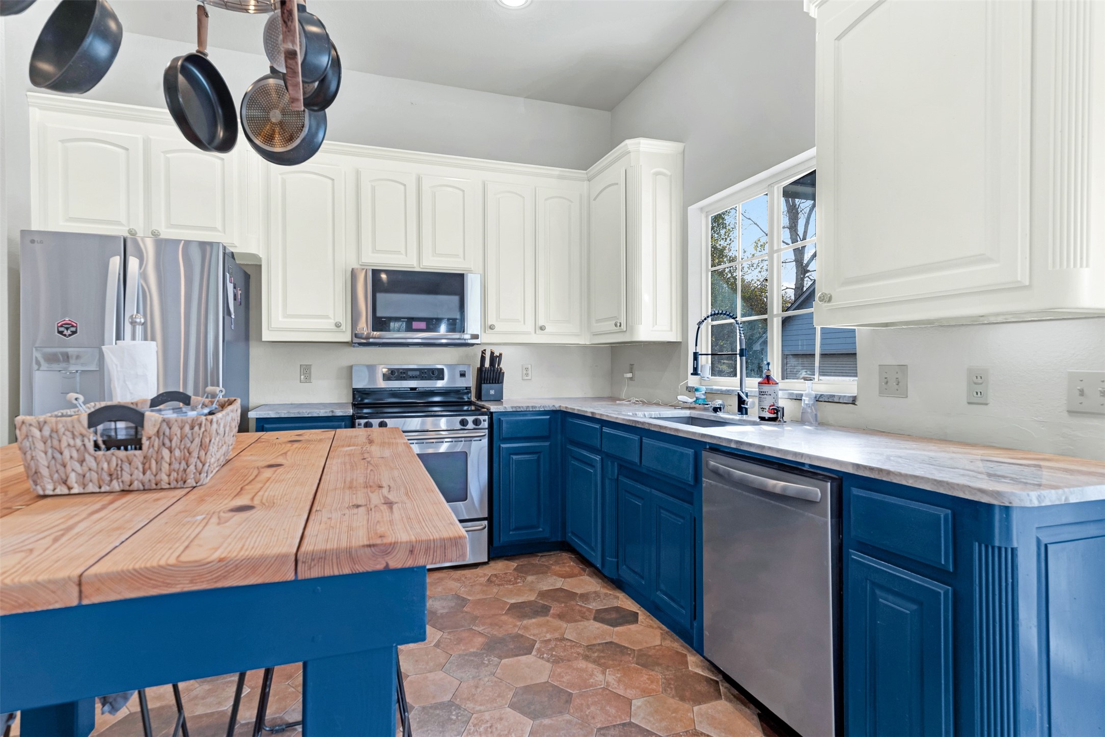 152 Valley View Court Willow Park TX 76087