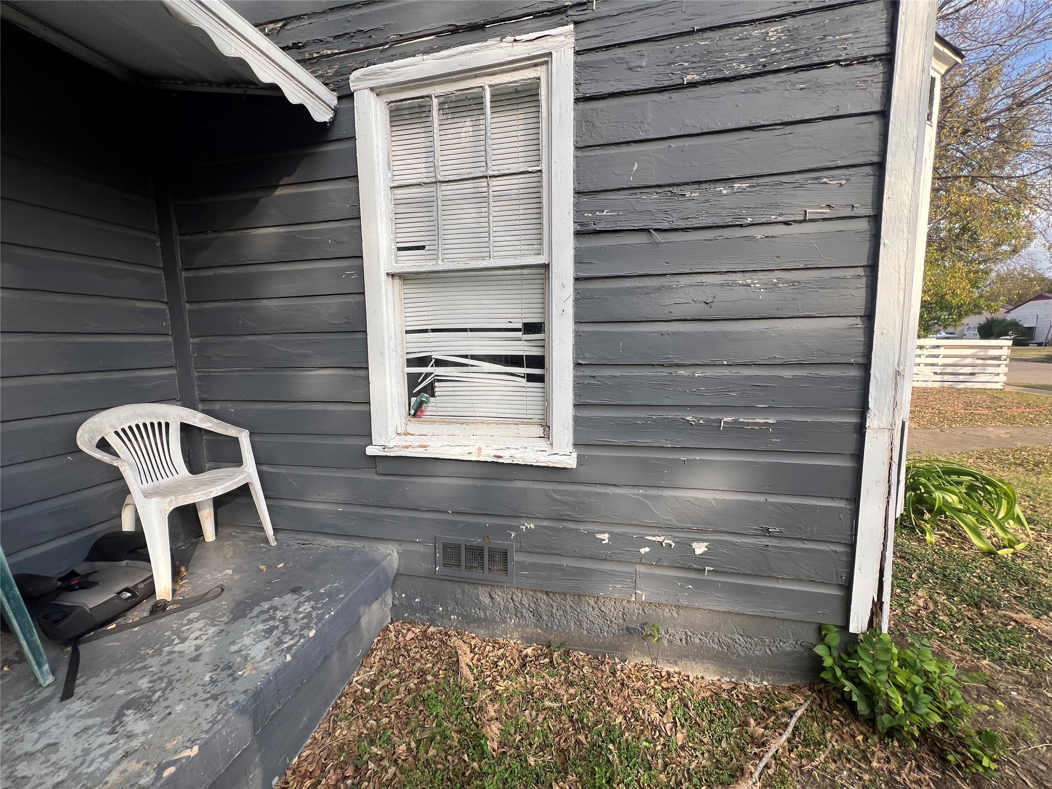 3705 S Littlejohn Avenue Fort Worth TX 76105