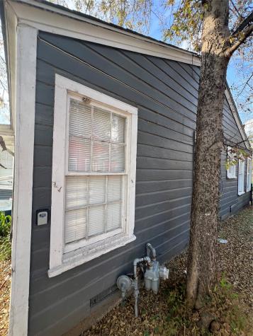 3705 S Littlejohn Avenue Fort Worth TX 76105