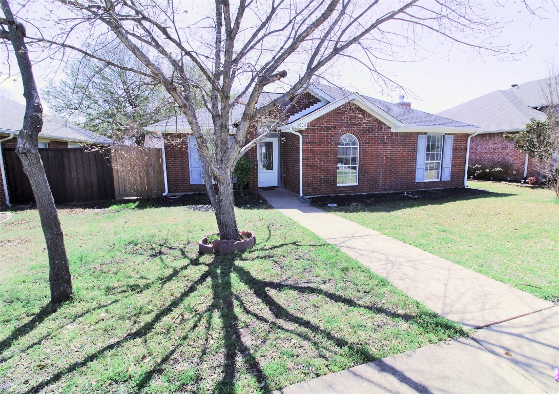 1506 Mesa Court Mesquite TX 75181