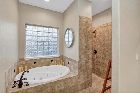 2801 Weylene Paseo Granbury TX 76049