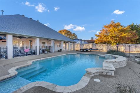 2801 Weylene Paseo Granbury TX 76049