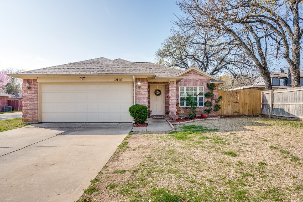 3910 Evergreen Street Irving TX 75061