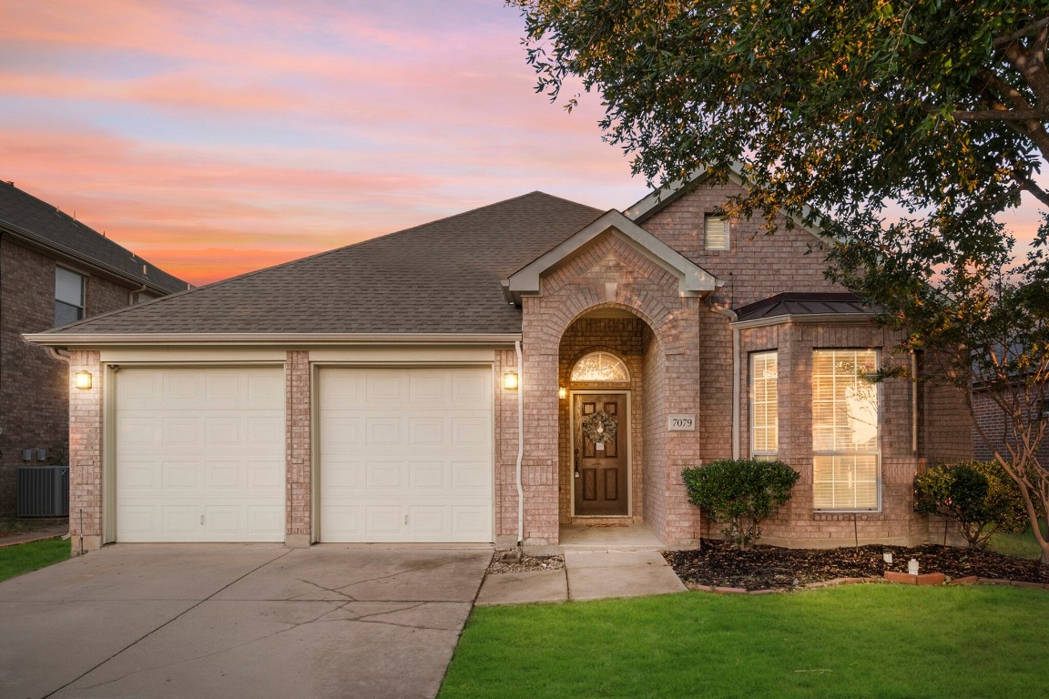 7079 Alcala Grand Prairie TX 75054