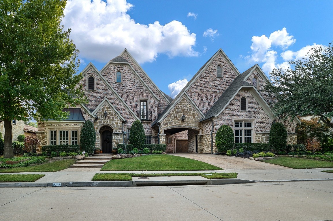 8277 Stone River Drive Frisco TX 75034