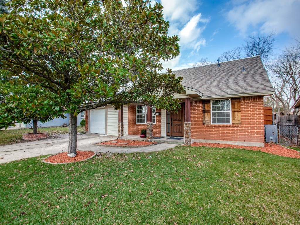 701 Dawn Drive Garland TX 75040