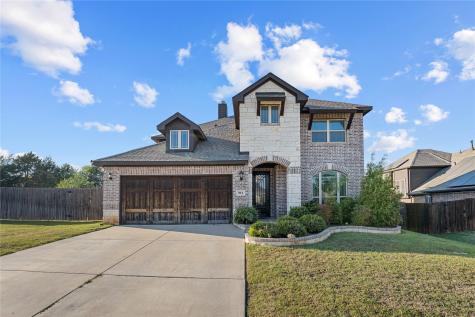 911 Royal Court Mansfield TX 76063