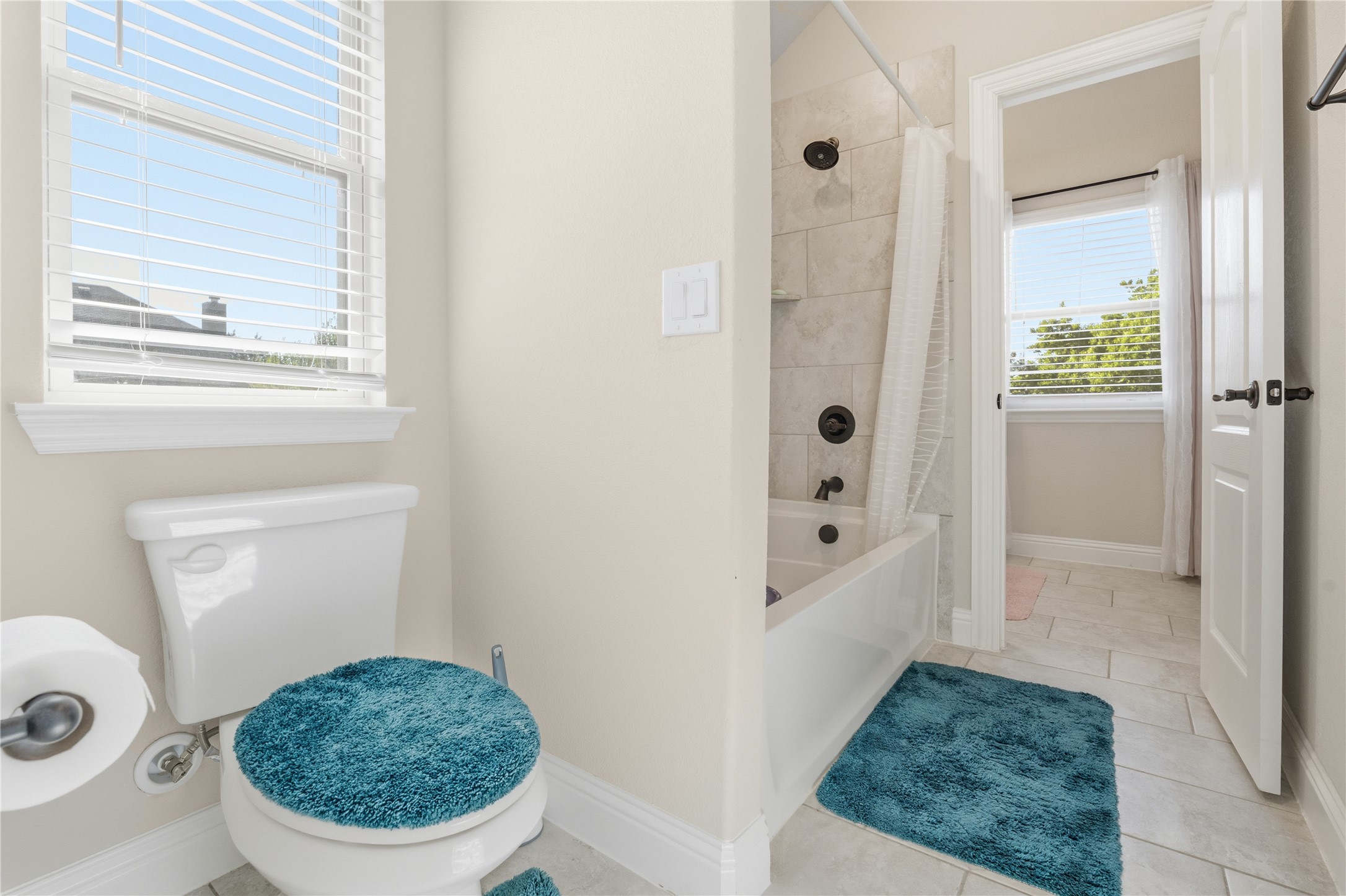 911 Royal Court Mansfield TX 76063