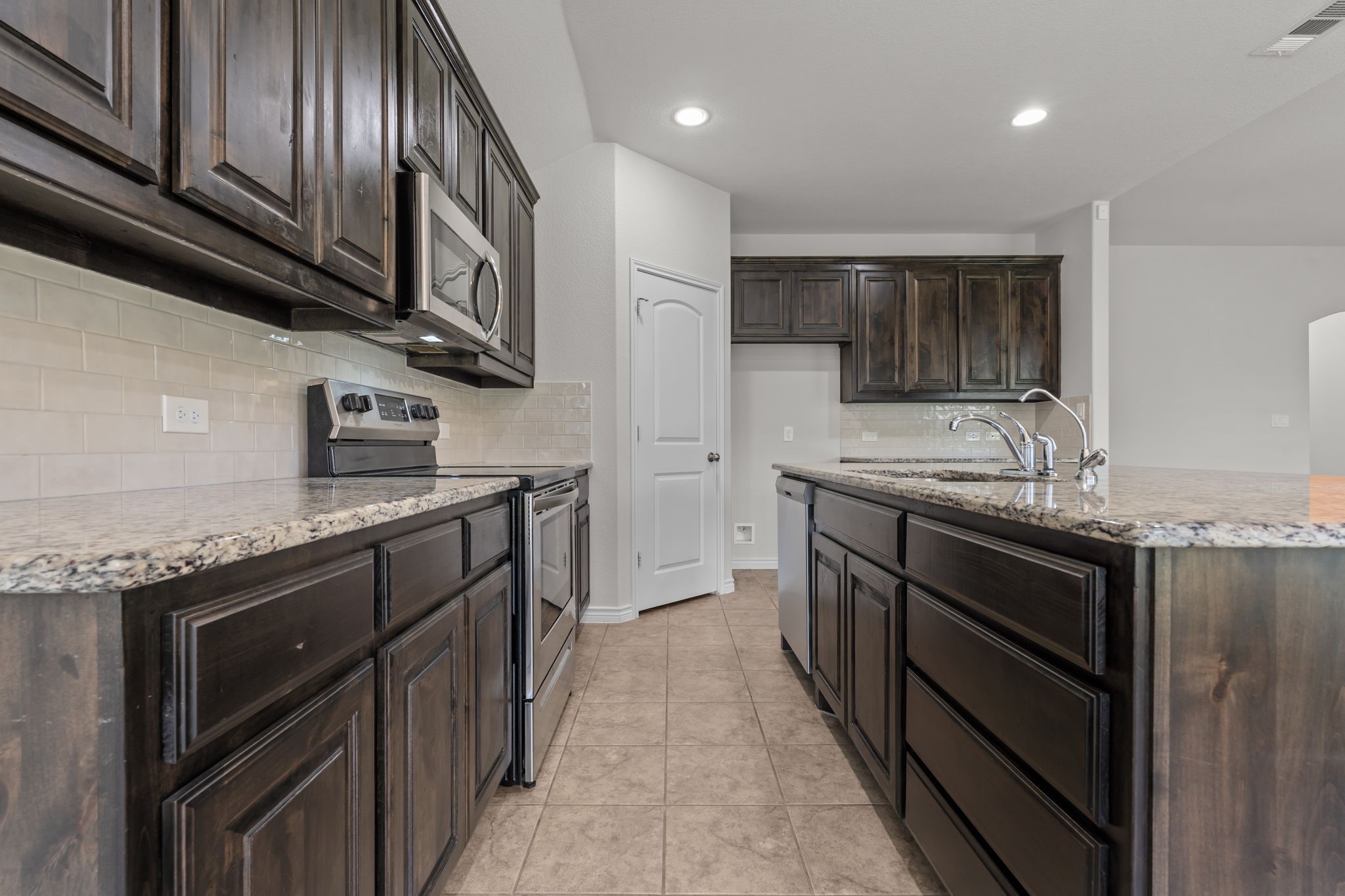 217 Angelina Court Azle TX 76020
