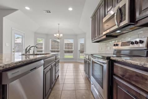 217 Angelina Court Azle TX 76020