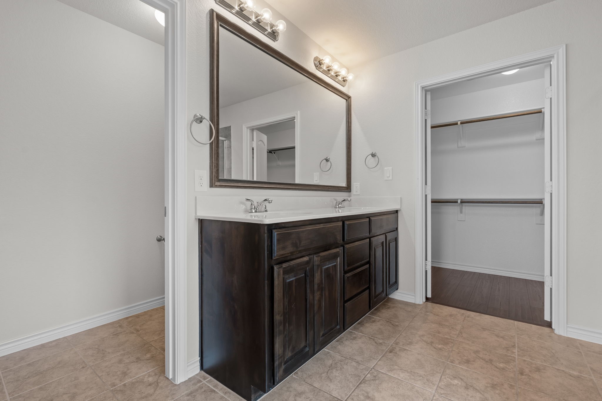 217 Angelina Court Azle TX 76020