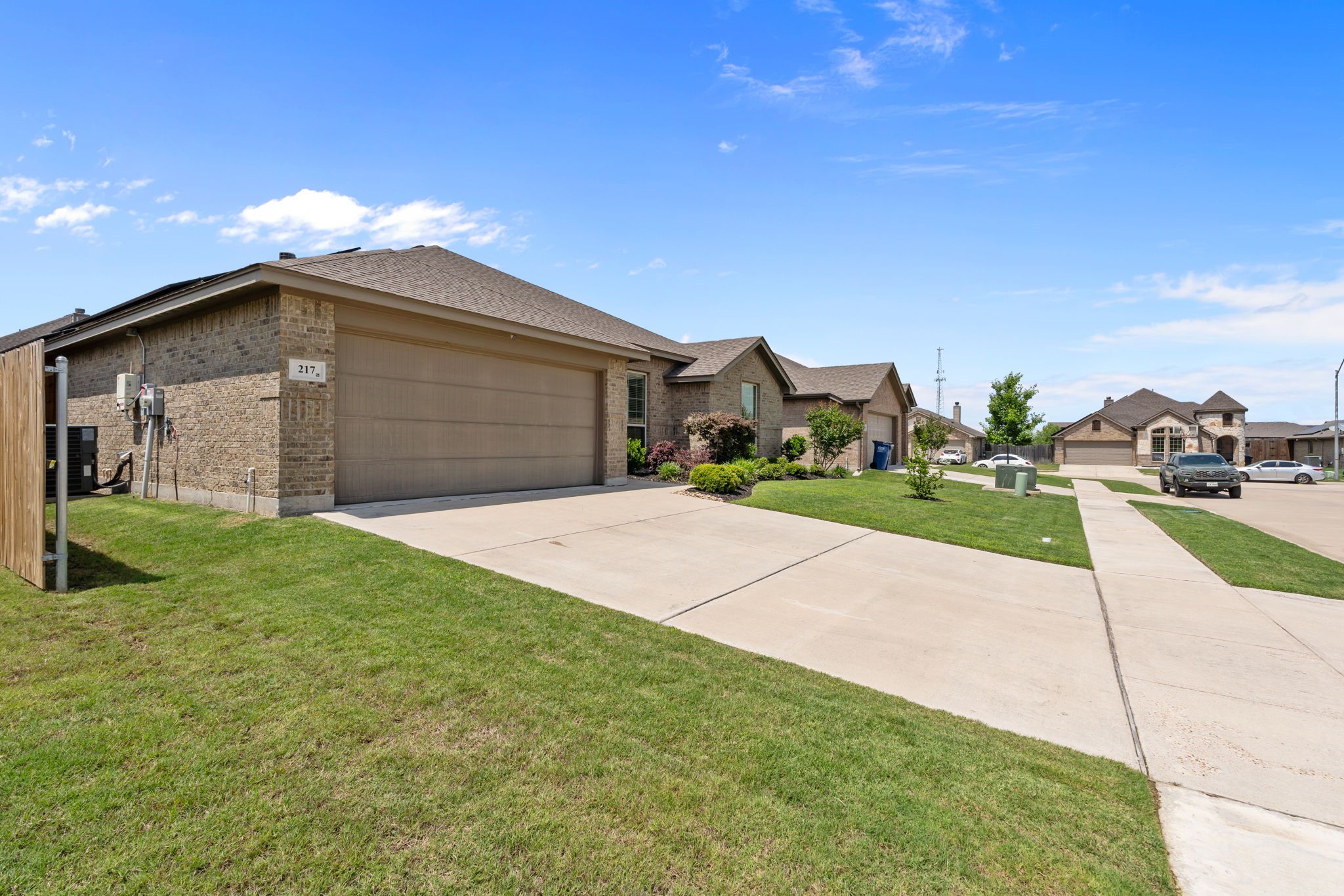 217 Angelina Court Azle TX 76020