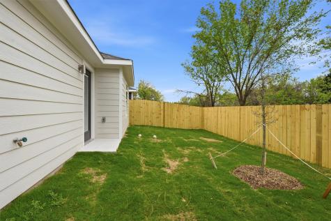 1008 S First Street Sherman TX 75090