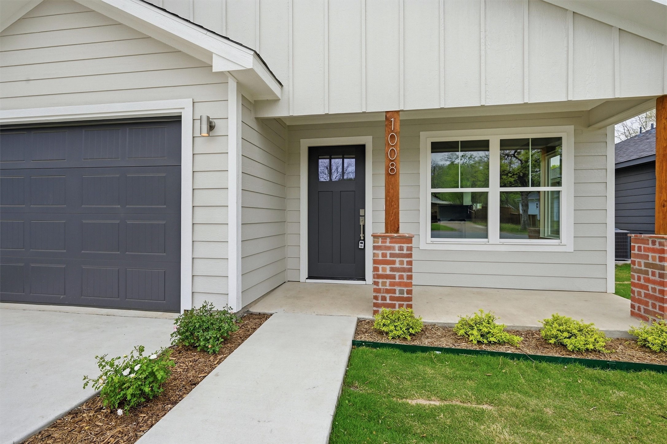 1008 S First Street Sherman TX 75090