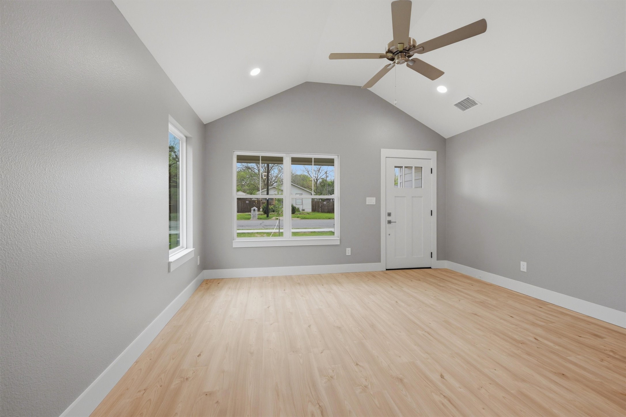1008 S First Street Sherman TX 75090