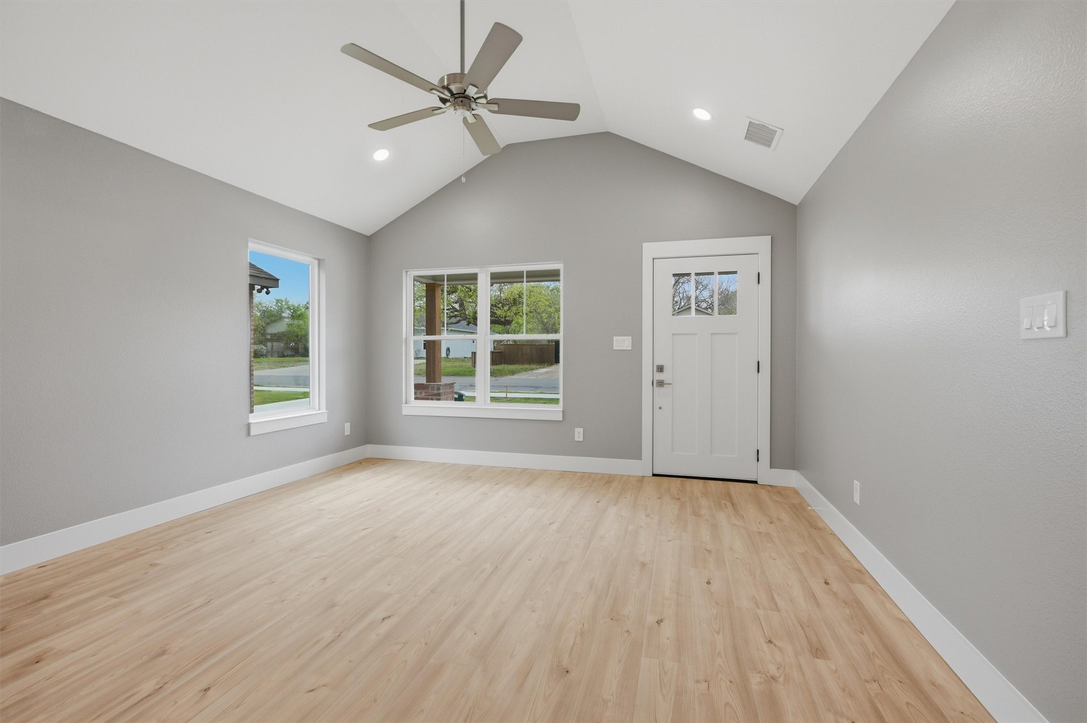 1008 S First Street Sherman TX 75090