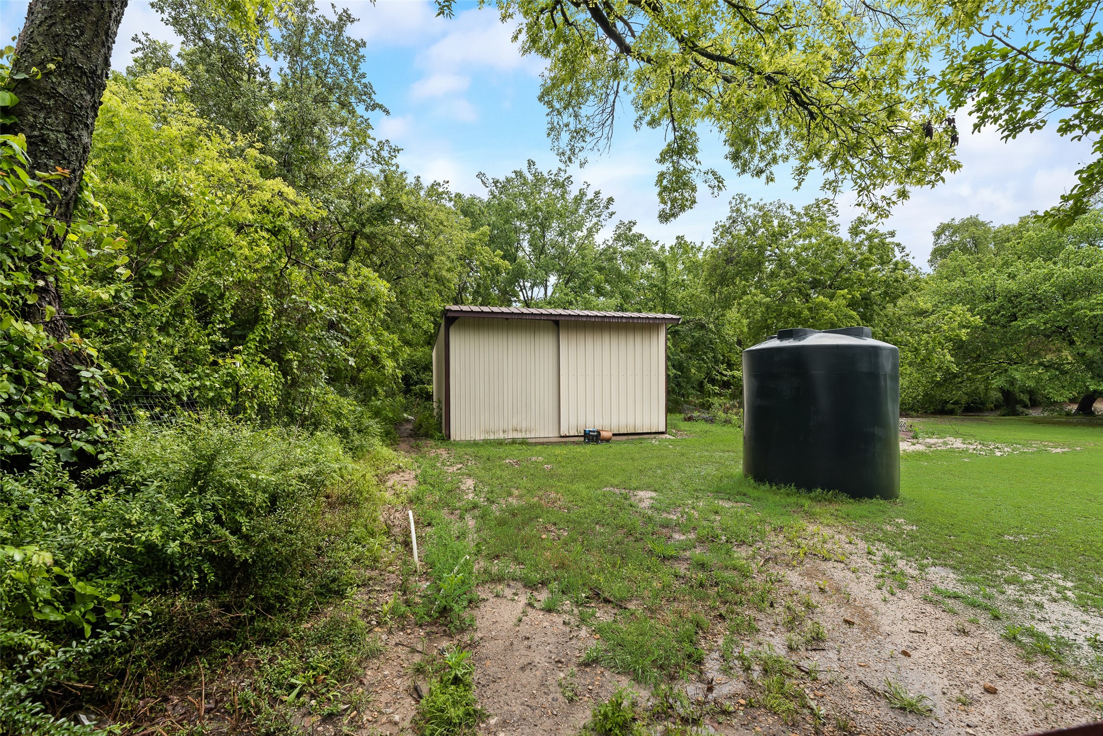1809 N Trinity Road Denton TX 76208