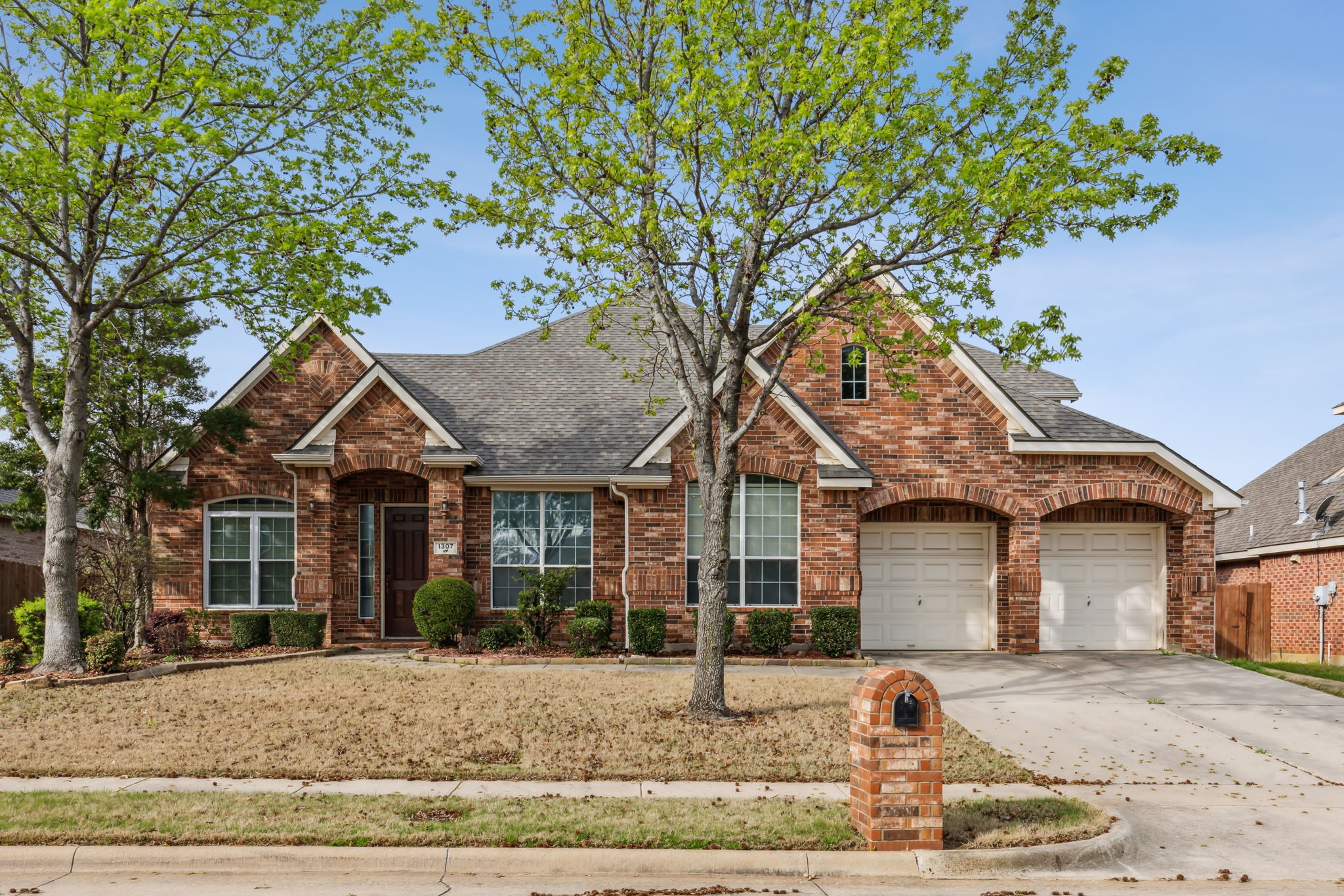 1307 Rosebriar Lane Mansfield TX 76063