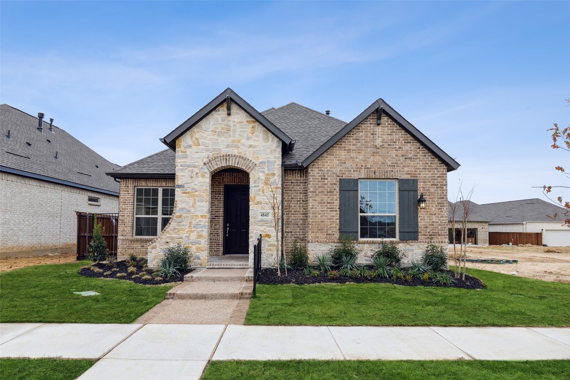 4845 Cypress Thorn Drive Arlington TX 76005