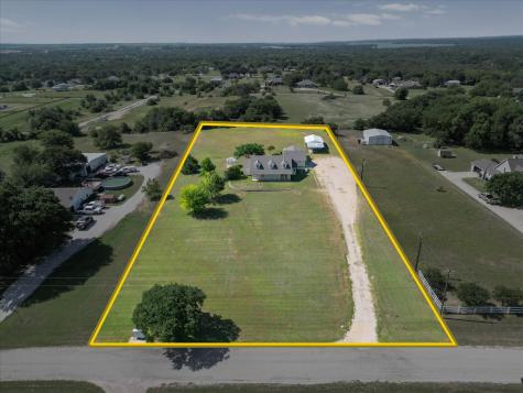 289 County Road 4655 Rhome TX 76078