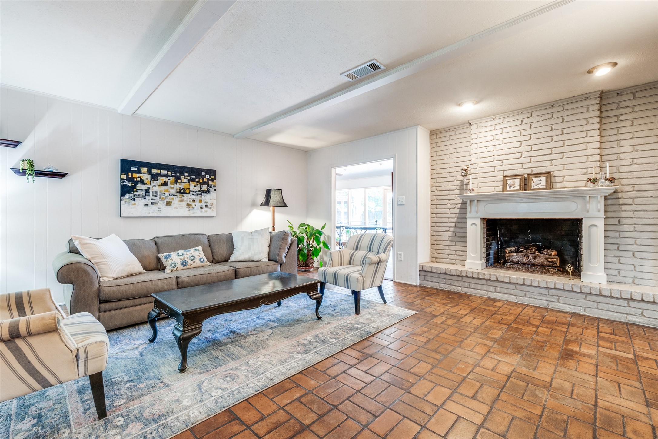 7512 Woodstone Lane Dallas TX 75248
